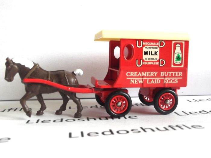 DG03021, Horse Drawn Delivery Van, United Dairies