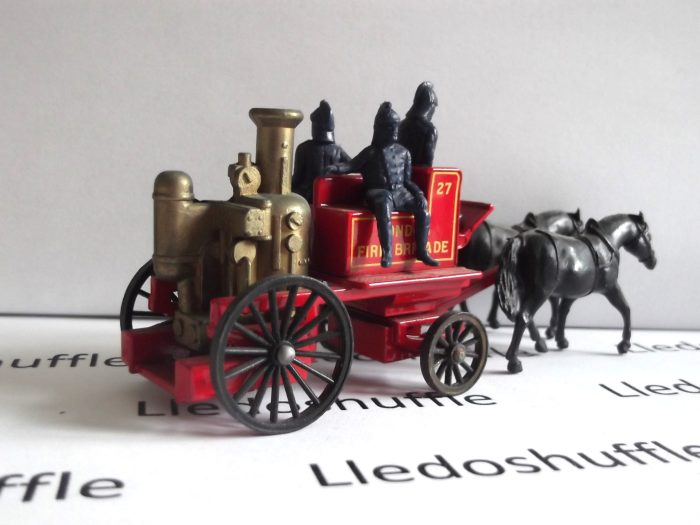 DG05000a, Shand Mason Horse Drawn Fire Engine, London Fire Brigade, No. 27, Unpainted Horses