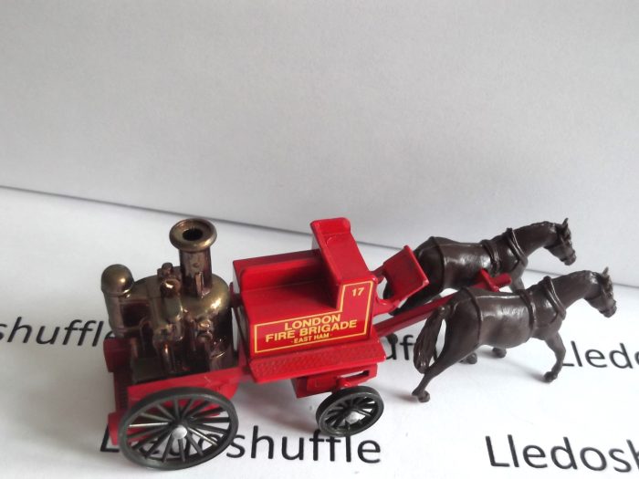 DG05008, Shand Mason Horse Drawn Fire Engine, London Fire Brigade, East Ham, No. 17, Variation, without Pegs or Holes for Fireman Figures