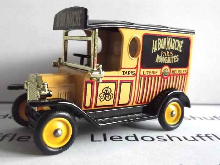 DG06088, Model T Ford Van, Au Bon Marche, Paris, Tapis - Literie - Meubles, BBR Variations Available