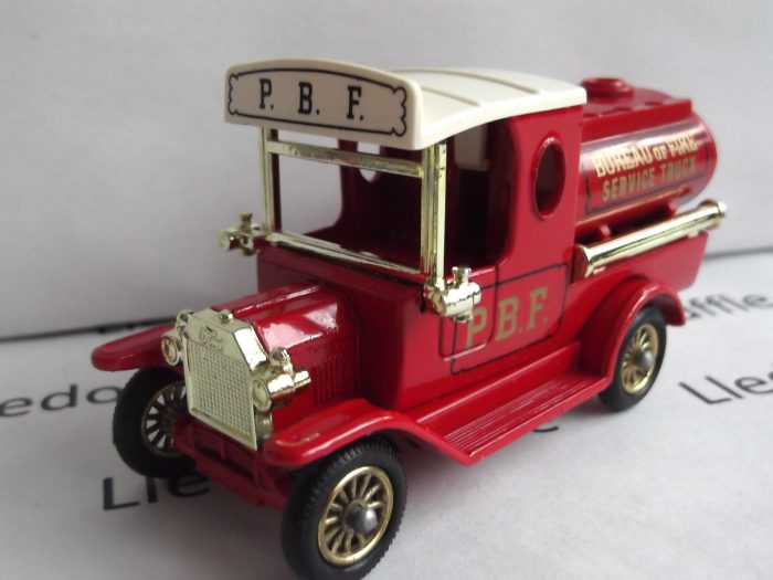 DG08003b, Model T Ford Tanker, PBF, Bureau of Fire Service Truck with Headboard Print