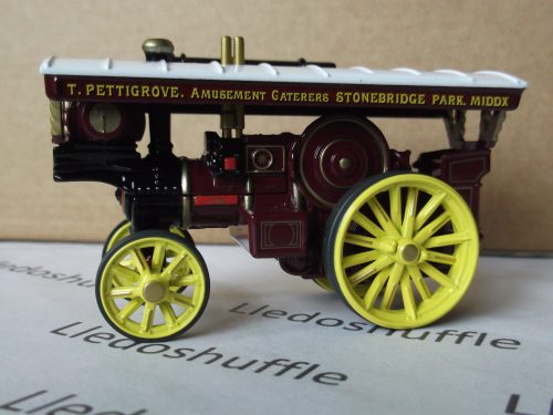 DG125024, Burrell Showmans Road Locomotive, T. Pettigrove, Amusement Caterers, Stonebridge Park, Middx, Star