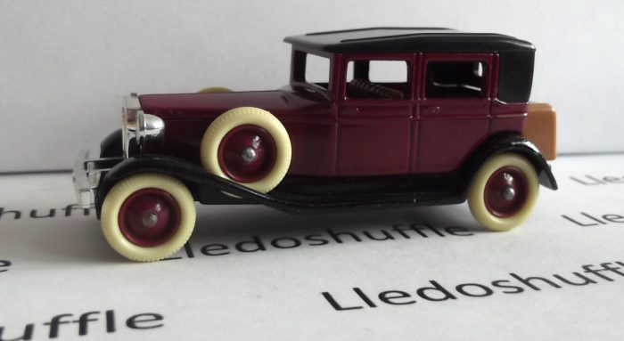 DG19000, Rolls Royce Phantom II Brewster, Burgundy