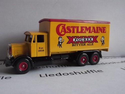 DG44018, Scammell 6 Wheel Truck, Castlemaine XXXX