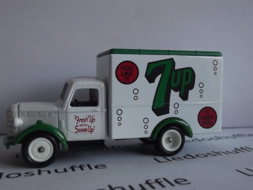 DG59016, Bedford 30cwt Truck, 7-Up, Fresh up with Seven Up