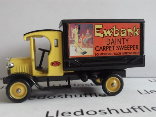 DG66028, Dennis Delivery Van, Ewbank Dainty Carpet Sweeper