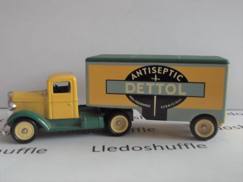 DG67013, Ford Articulated Truck, Dettol Antiseptic