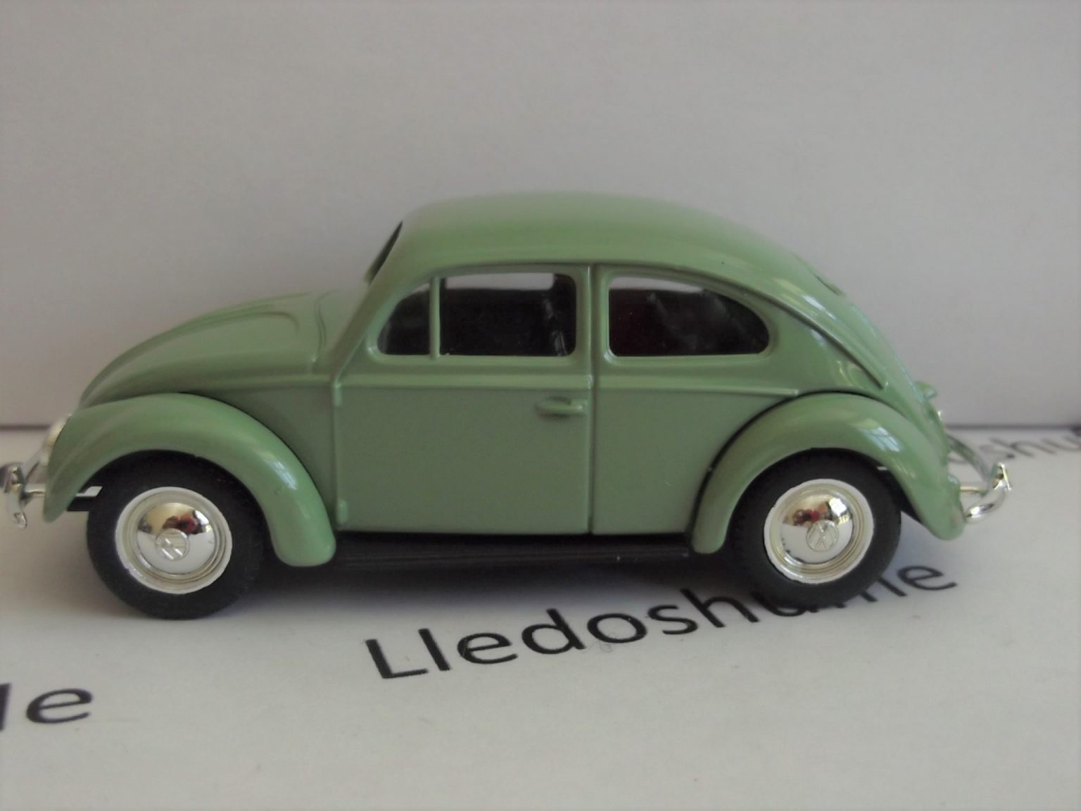 DG72001, VW Volkswagen Beetle, Pastel Green – Lledo Models