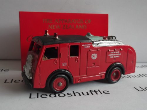 DG060, Code 3, Dennis Fire Engine, Auckland Metropolitan Fire Board, Emergency Tender, apparatus
