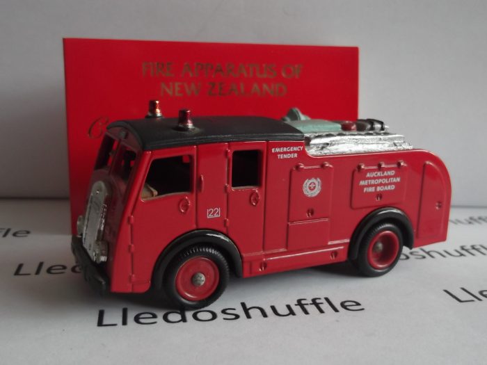 DG060, Code 3, Dennis Fire Engine, Auckland Metropolitan Fire Board, Emergency Tender, apparatus