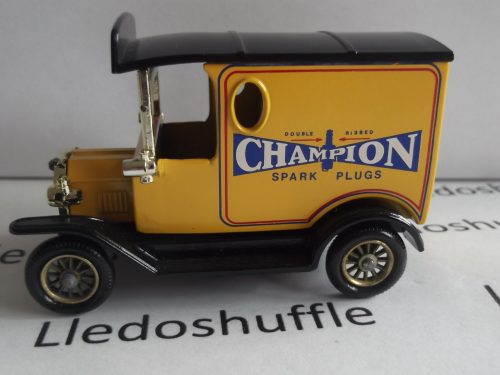 LP06077, Model T Ford Van, Champion Spark Plugs