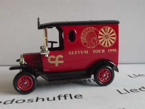 LP06249, Model T Ford Van, Glevum Tour 1990, Round Table, Glevum 1146