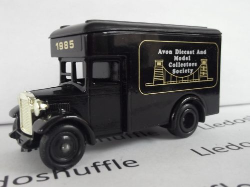 LP16004, Dennis Parcels Van, Avon Diecast & Model Collectors Society 1985