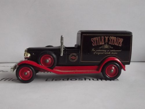 LP22013, Packard Town Van, 3M, Style & Stripe