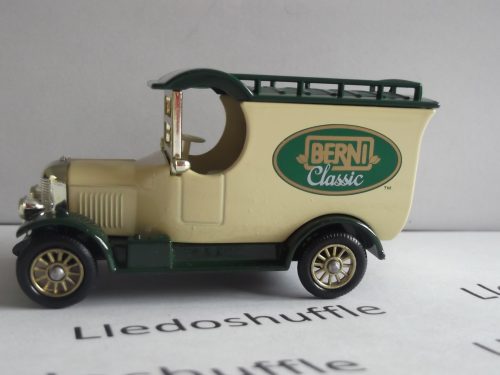 LP50069, Bull Nose Morris Van, Berni Classic, Berni Inn Logo