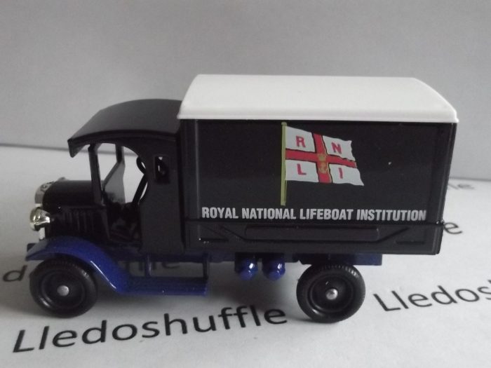 LP66015 version b, Dennis Delivery Van, RNLI, Royal National Lifeboat Institution