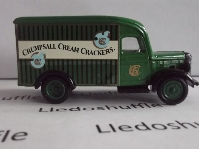 Lledo Pre-Production LP63, Bedford 30cwt Delivery Van, Crumpsall Cream Crackers - Image 2