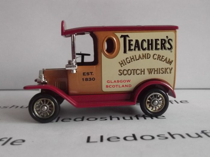 DG06172, Model T Ford Van, Teacher's Highland Cream Scotch Whisky, Glasgow, Scotland