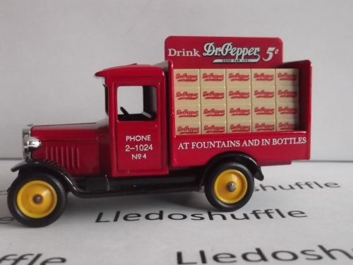 DG26015, Chevrolet Delivery Van, Dr Pepper, Drink Dr. Pepper at Fountains and in Bottles