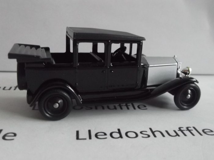 DG53003, Rolls Royce Landaulet, Black and Silver