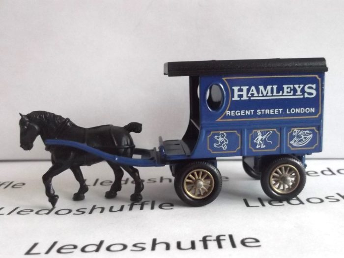 DG03009, Horse Drawn Delivery Van, Hamleys Toyshop, DG2-DG3 on base