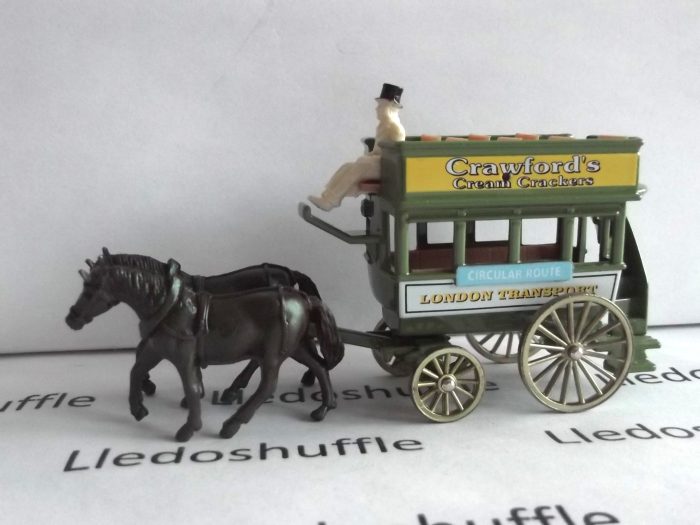 DG04020, Horse Drawn Omnibus, London Transport, Crawfords Cream Crackers