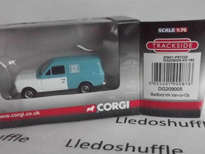 DG209005, Bedford HA Van, Co-op
