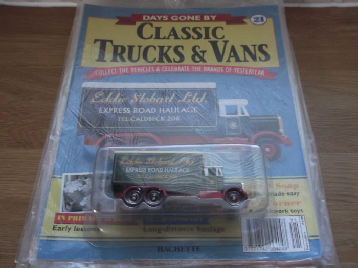Issue 21, Eddie Stobart Ltd, Express Road Haulage, DG44043, Scammell 6w Truck
