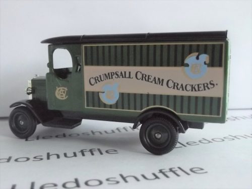 LP43071, Morris Van, Crumpsall Cream Crackers