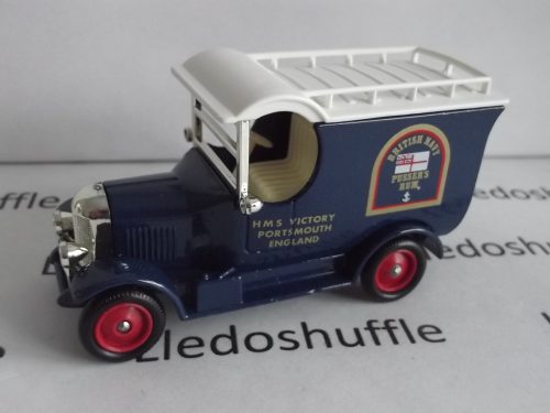 LP50004v, Bull Nose Morris Van, British Navy, Pussers Rum, HMS Victory, Portsmouth