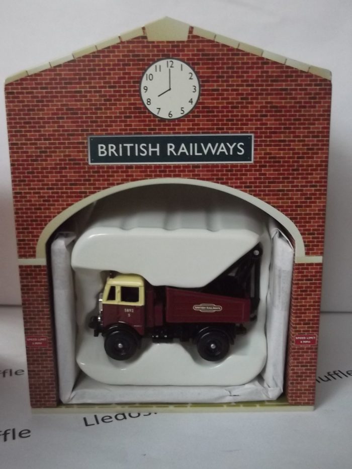 DG114005, AEC Wrecker & Tin Plate Railway Depot, British Railways, Trackside Set BR2002 - Image 3