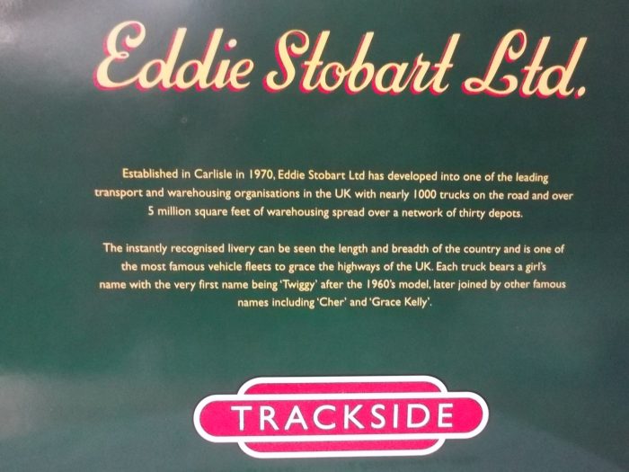 DG149003, AEC Mammoth with Flatbed Trailer & Tin Plate Depot, Eddie Stobart, Trackside Set ES1002 - Image 8