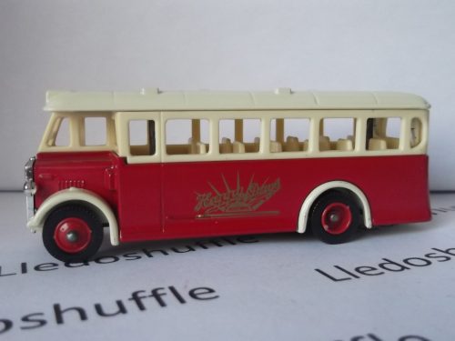 LP17016, AEC Regal Single Deck Bus, Happy Days