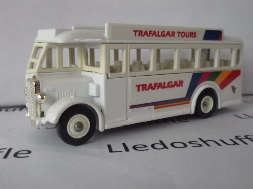SP17026, AEC Regal Single Deck Bus, Trafalgar Tours