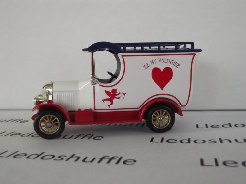 LP050, Code 3, Bull Nose Morris Van, Be My Valentine