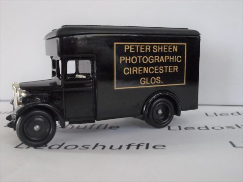 DG016, Code 3, Dennis Parcels Van, Peter Sheen Photographic, Cirencester, Glos