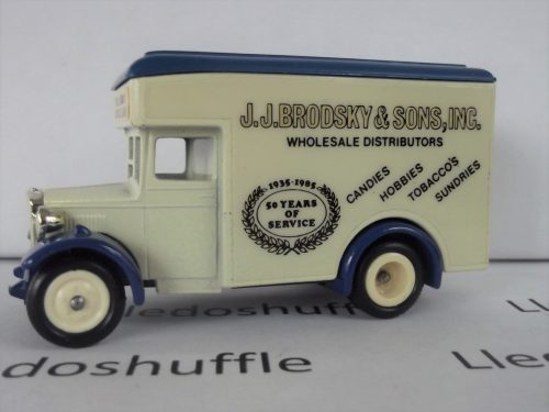 LP16010, Dennis Parcels Van, J J Brodsky & Sons Inc, Chicago