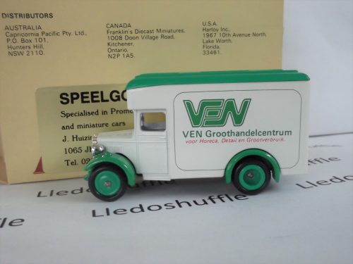 LP16025, Dennis Parcels Van, VEN
