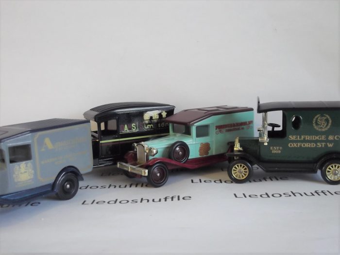 Famous Stores of London, 4 piece set, LS1004