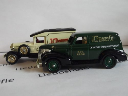 J C Penney Co., 2 piece set, Packard & Chevrolet Sedan Delivery Van, JC1002