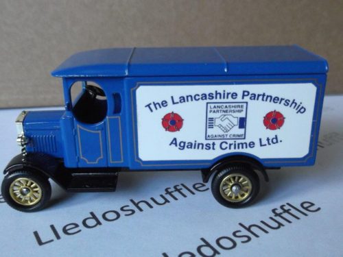 PV043, Code 3, Morris Van, The Lancashire Partnership against Crime Ltd.