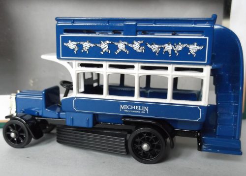 DG144004, B Class Bus (Ole Bill), Michelin Tyre Company Ltd