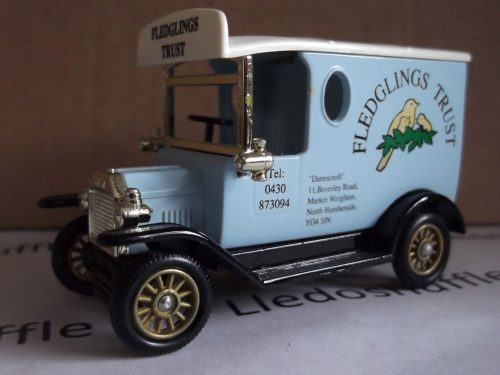 LP06576, Model T Ford Van, Fledglings Trust, Market Weighton, North Humberside