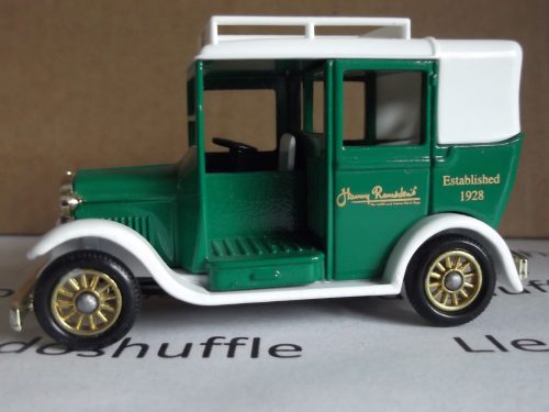 LP47007, Austin Taxi, Harry Ramsden's, The World's most famous Fish & Chips
