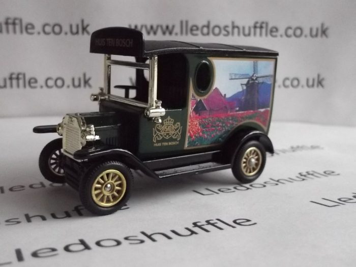 DG06132, Model T Ford Van, Huis Ten Bosch