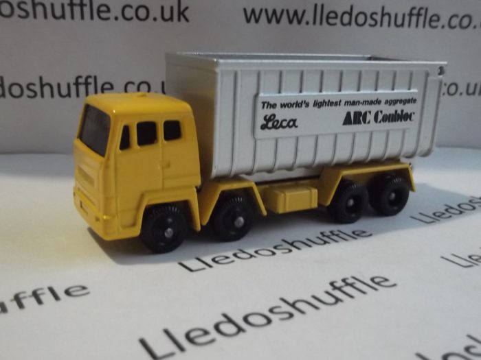 M5001, Leyland Tipper, Leca ARC Conbloc