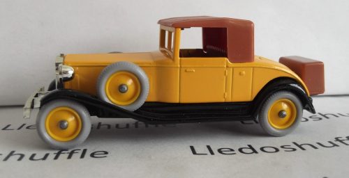 DG24000, Rolls Royce Playboy Brewster, Yellow, Variation
