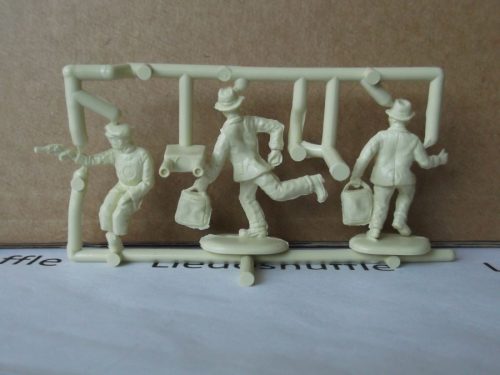 DG09, Model A Ford Car, Lledo Days Gone Plastic Figures
