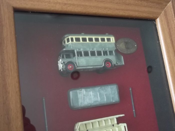 DG15007 Showcase, AEC Regent Double Deck Bus, Hall's Wine Wall Display - Image 2