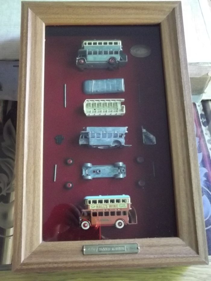 DG15007 Showcase, AEC Regent Double Deck Bus, Hall's Wine Wall Display